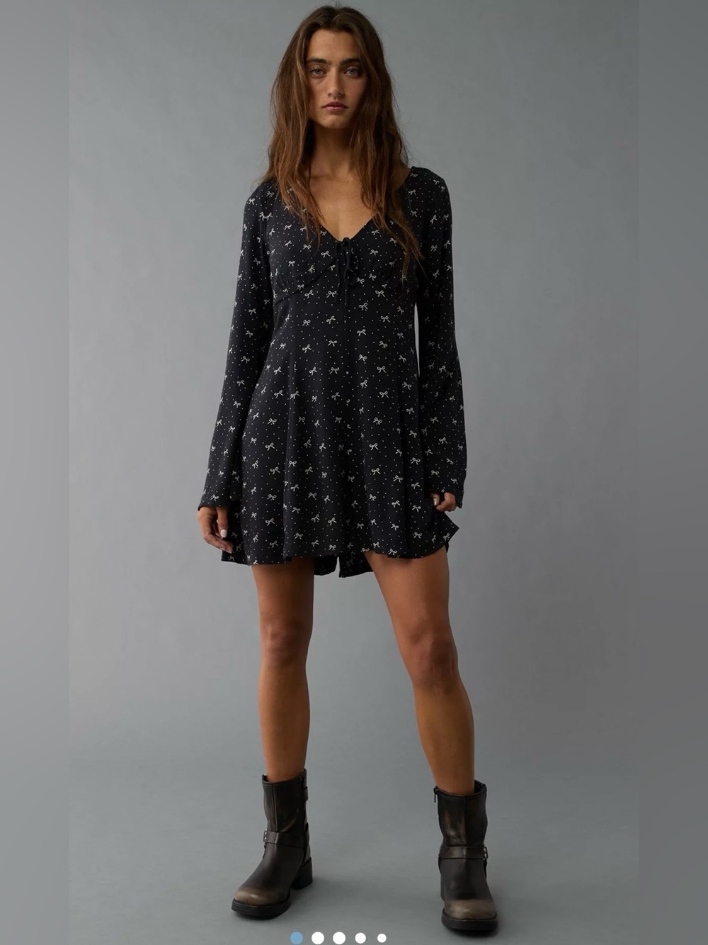 NWT AE Long-Sleeve V-Neck Romper